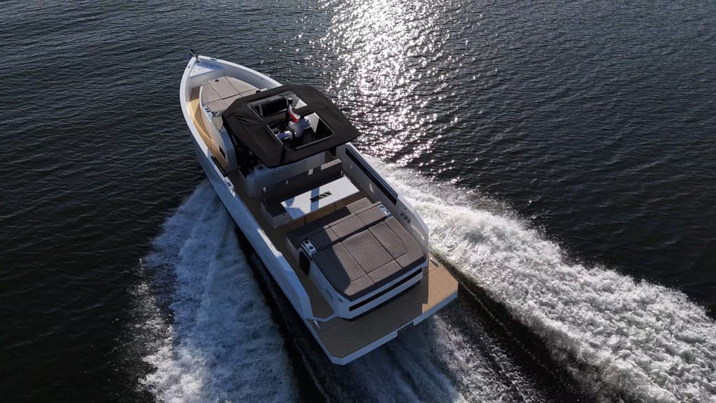De Antonio Yachts D32 Open