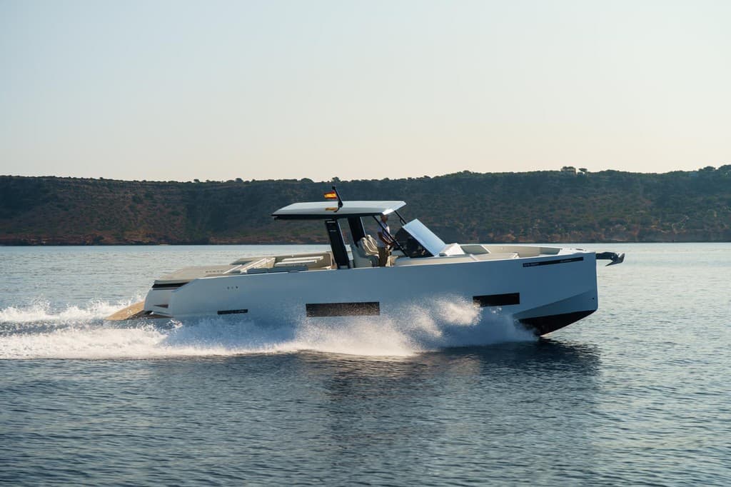 Blue Water 42 II 2025